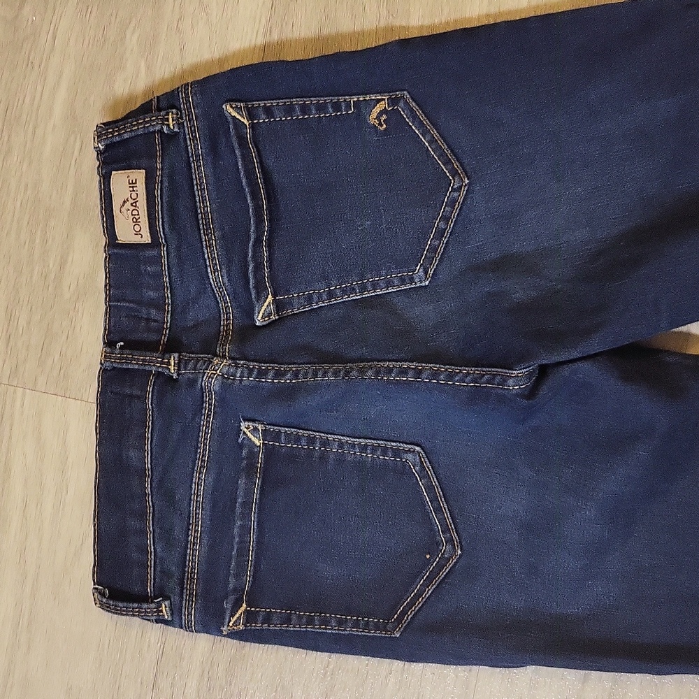 Jordache jeans - Picture 8 of 11